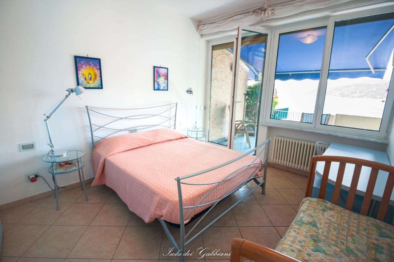 B&B Isola Dei Gabbiani Bergeggi Bagian luar foto