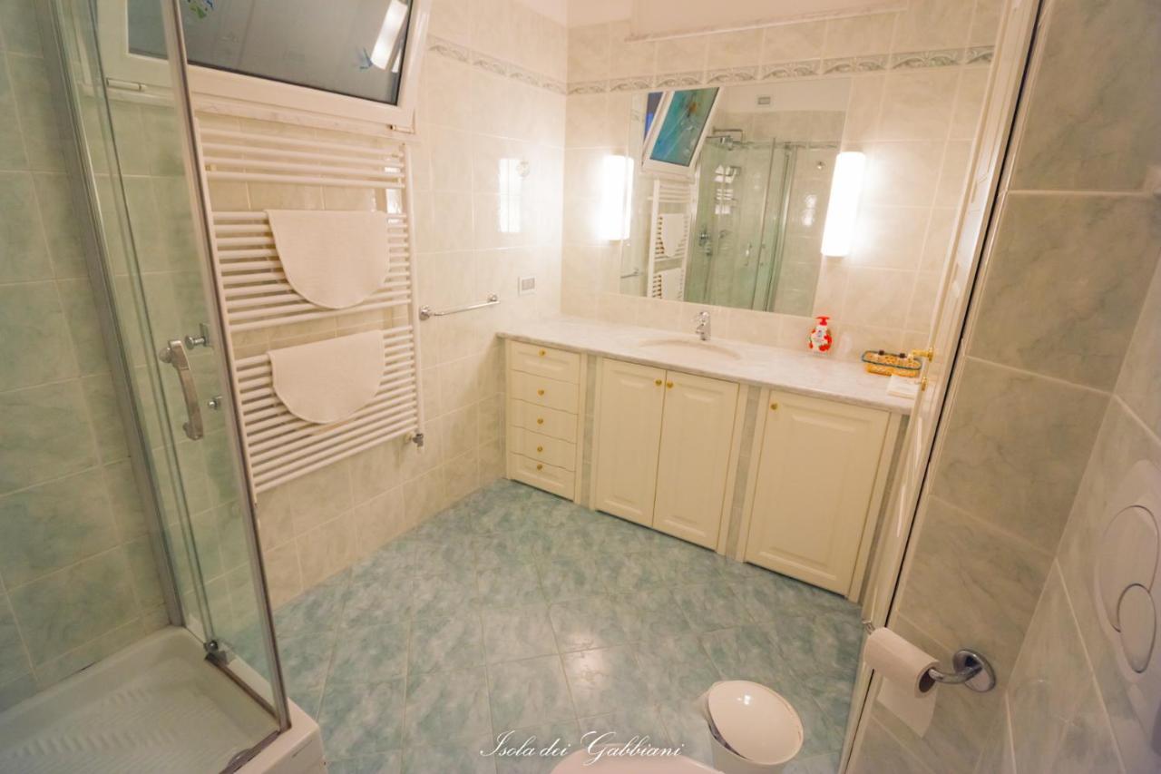 B&B Isola Dei Gabbiani Bergeggi Bagian luar foto
